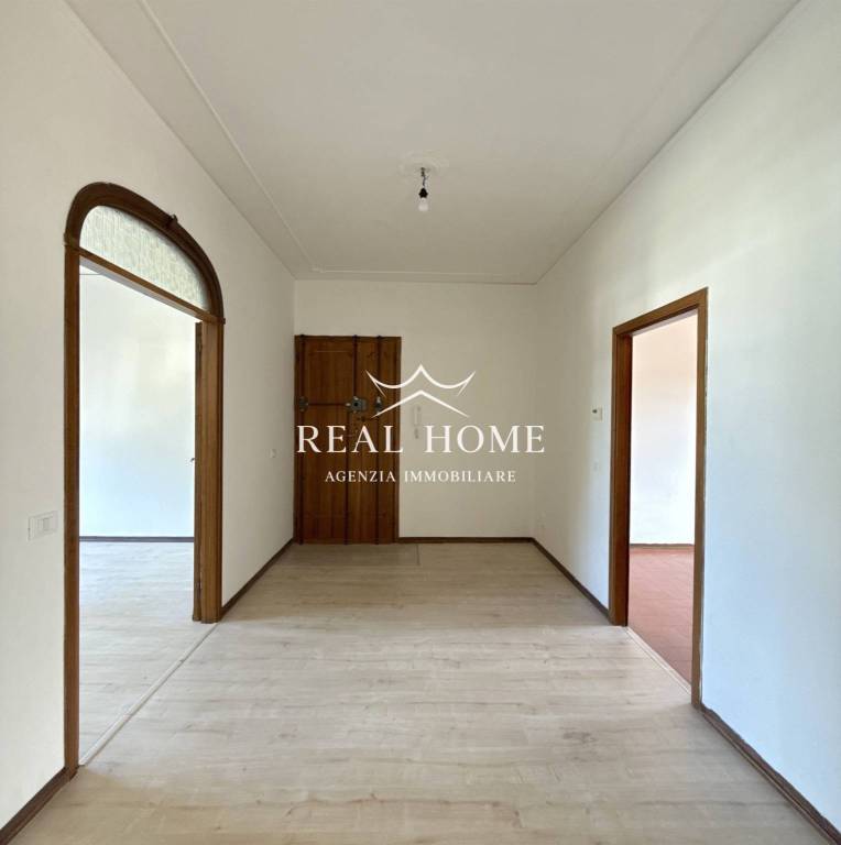 appartamento in vendita a Prato in zona Cafaggio