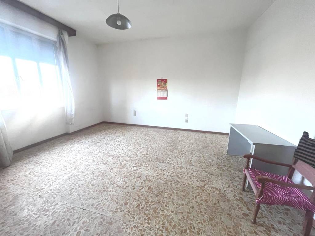 appartamento in vendita a Prato in zona San Giusto