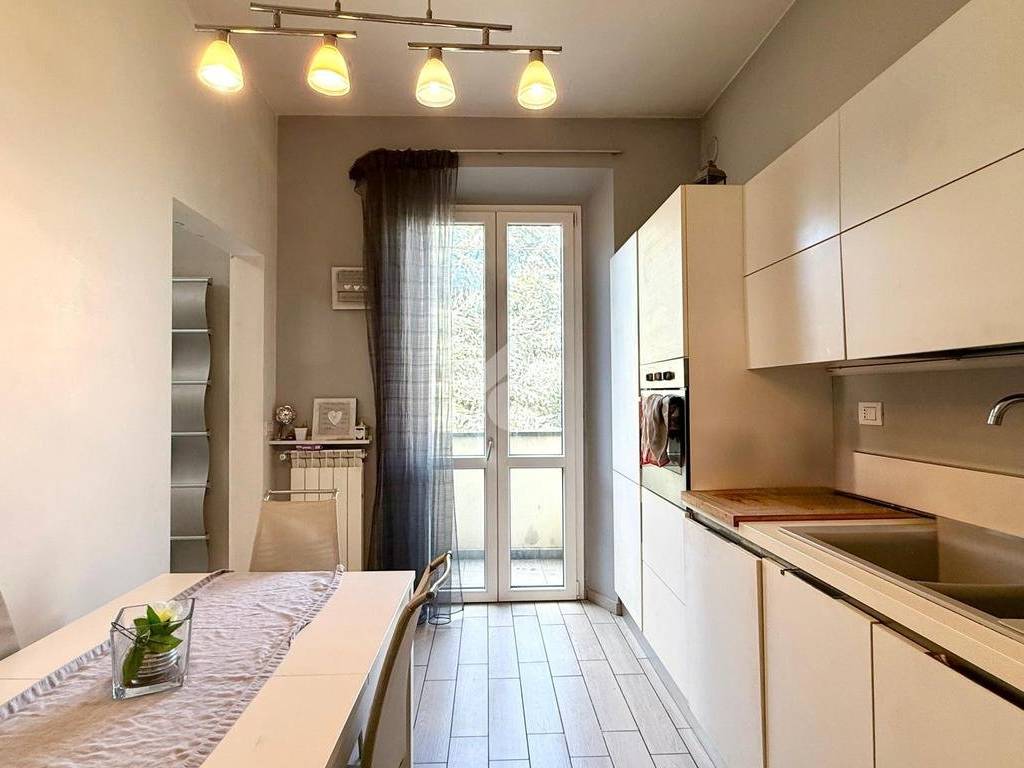 casa indipendente in vendita a Prato in zona Galciana