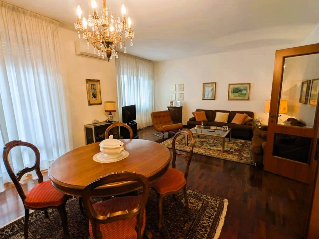 appartamento in vendita a Prato