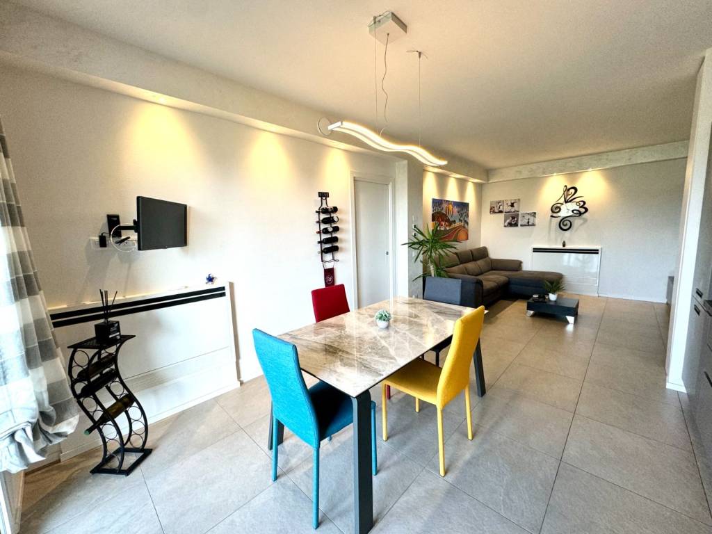 appartamento in vendita a Prato in zona Vergaio