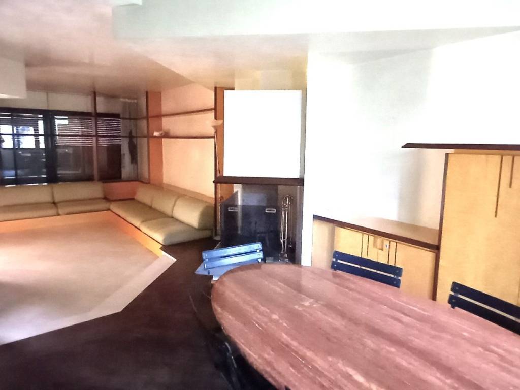 casa indipendente in vendita a Prato in zona Fontanelle