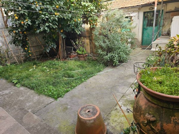 casa indipendente in vendita a Prato in zona Maliseti