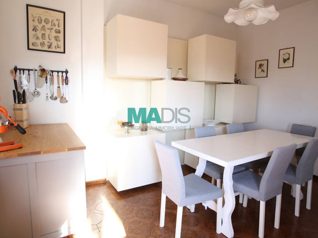 appartamento in vendita a Prato in zona Maliseti