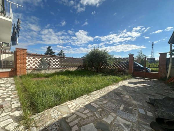 casa indipendente in vendita a Prato in zona Galciana