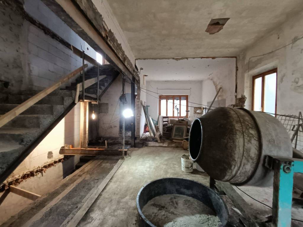 appartamento in vendita a Prato in zona La Querce