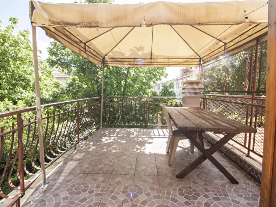 casa indipendente in vendita a Prato