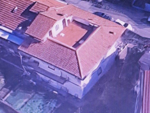 casa indipendente in vendita a Prato