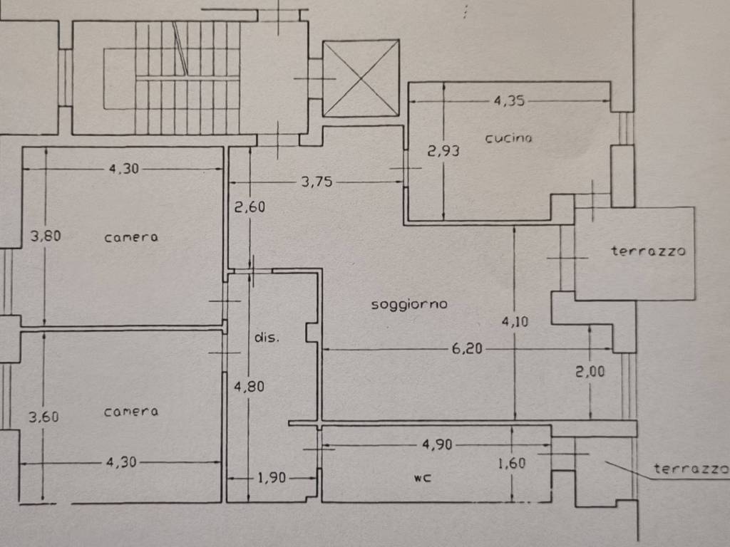 appartamento in vendita a Prato in zona Santa Lucia