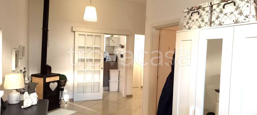 casa indipendente in vendita a Prato