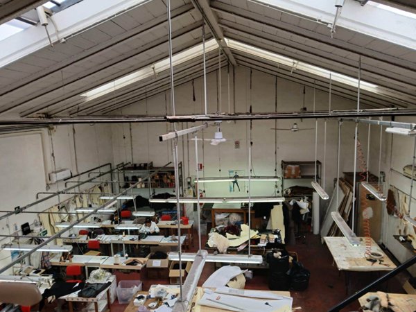 ufficio in vendita a Prato in zona Le Badie