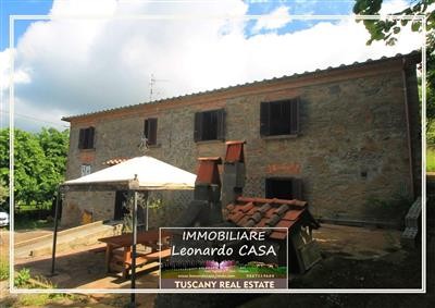 casa indipendente in vendita a Prato in zona Casale