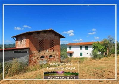 casa indipendente in vendita a Prato in zona Casale