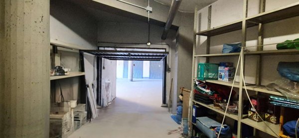 negozio in vendita a Prato