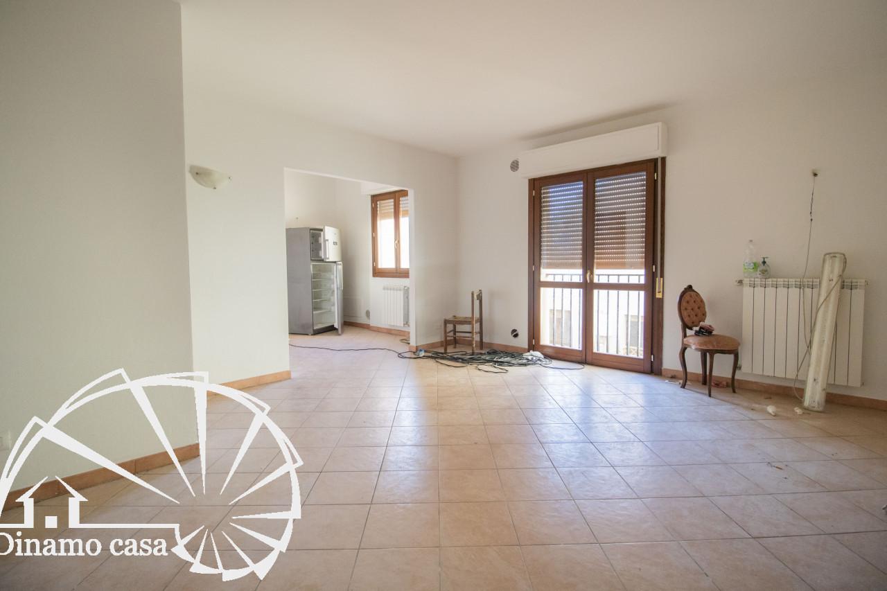 appartamento in vendita a Prato in zona Coiano