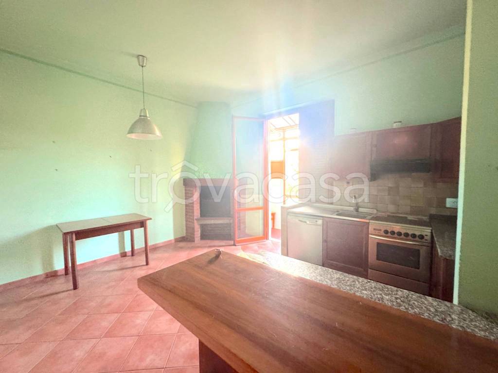 casa indipendente in vendita a Prato in zona I Ciliani