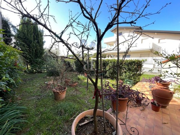 appartamento in vendita a Prato in zona Galciana