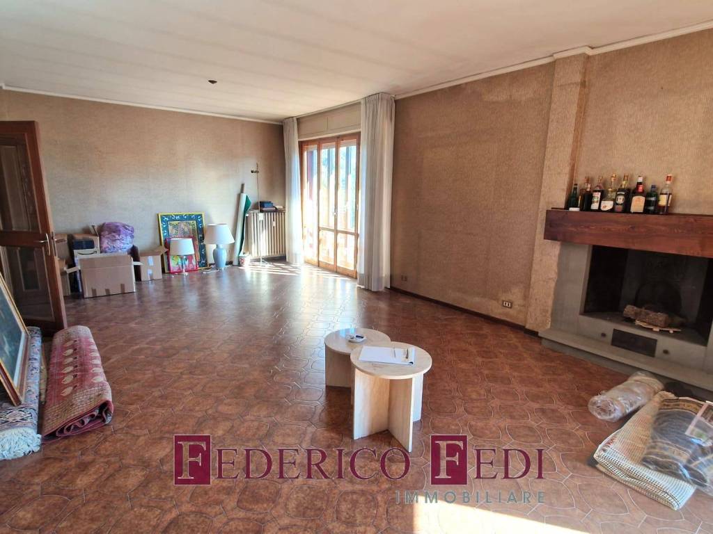 appartamento in vendita a Prato in zona Santa Lucia