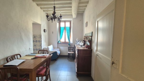 appartamento in vendita a Prato in zona Castelnuovo