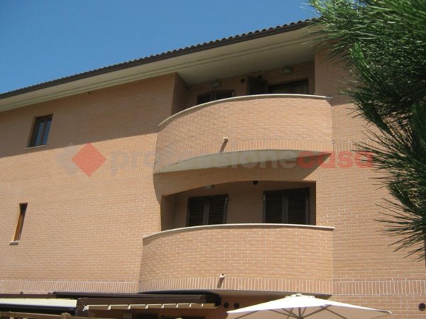 appartamento in vendita a Prato in zona Castelnuovo