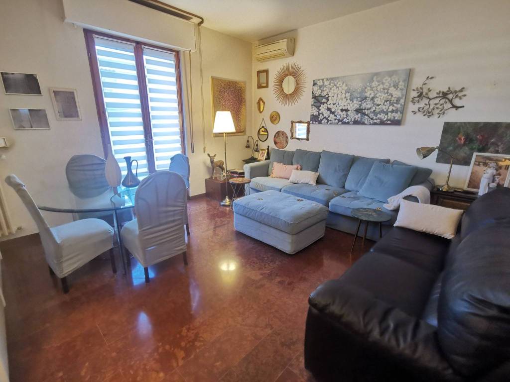 appartamento in vendita a Prato in zona Coiano