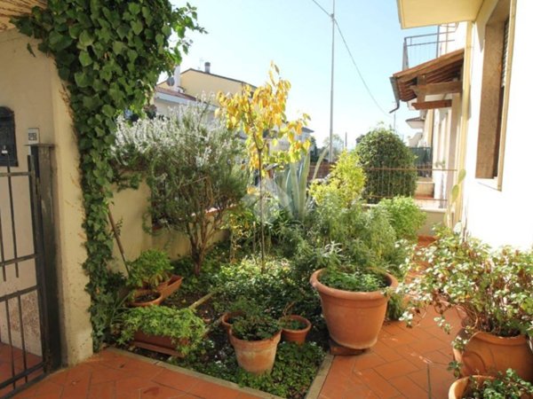 appartamento in vendita a Prato in zona Cafaggio