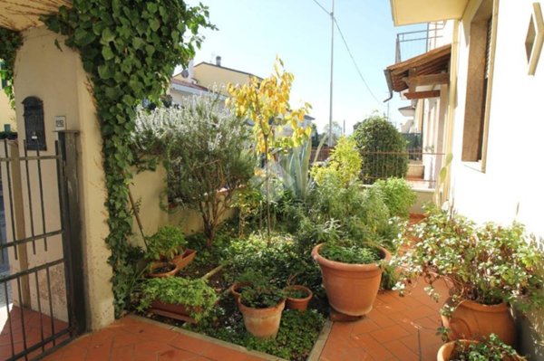 appartamento in vendita a Prato in zona Cafaggio