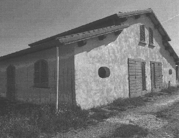 intera palazzina in vendita a Prato in zona Sant'Ippolito