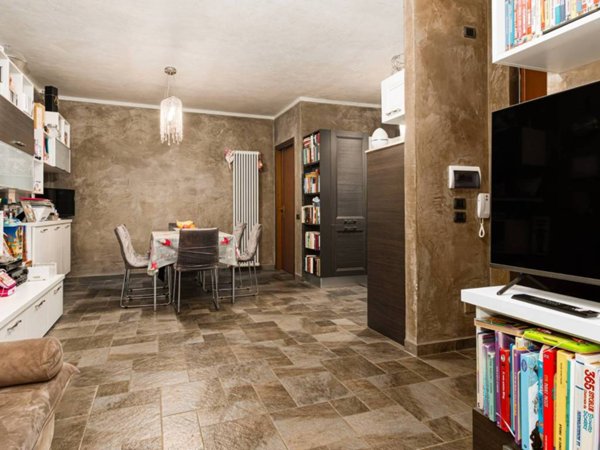 appartamento in vendita a Prato in zona Viaccia