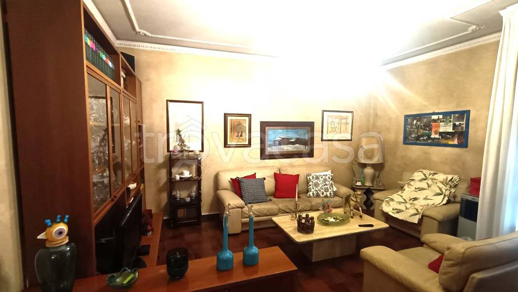 appartamento in vendita a Prato in zona Santa Lucia