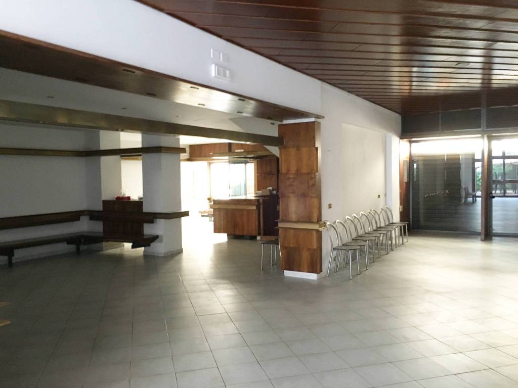 negozio in vendita a Prato