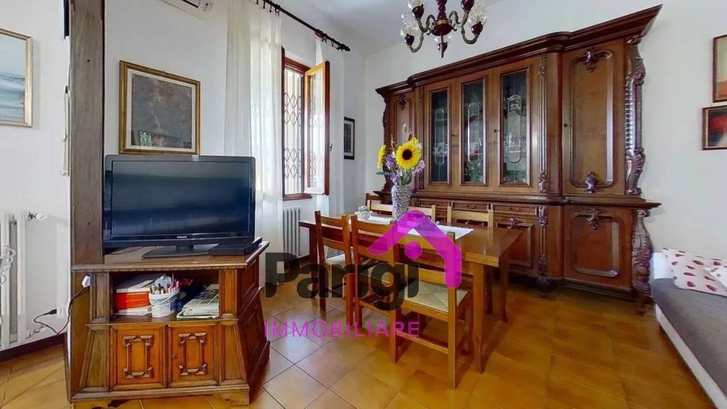 casa indipendente in vendita a Prato in zona Coiano