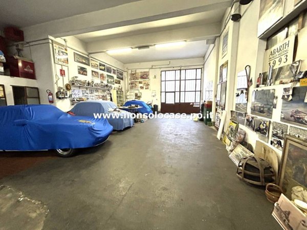 locale commerciale in vendita a Prato
