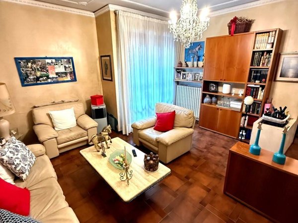 appartamento in vendita a Prato in zona Santa Lucia