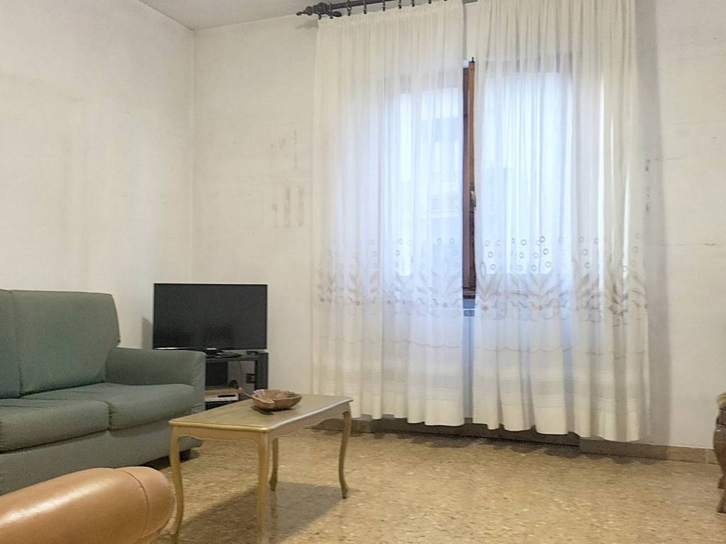 appartamento in vendita a Prato