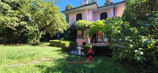 appartamento in vendita a Prato in zona Santa Lucia