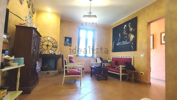 casa indipendente in vendita a Prato