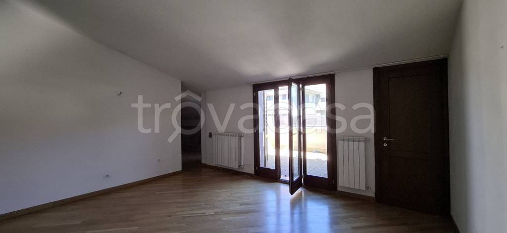 appartamento in vendita a Prato in zona Coiano