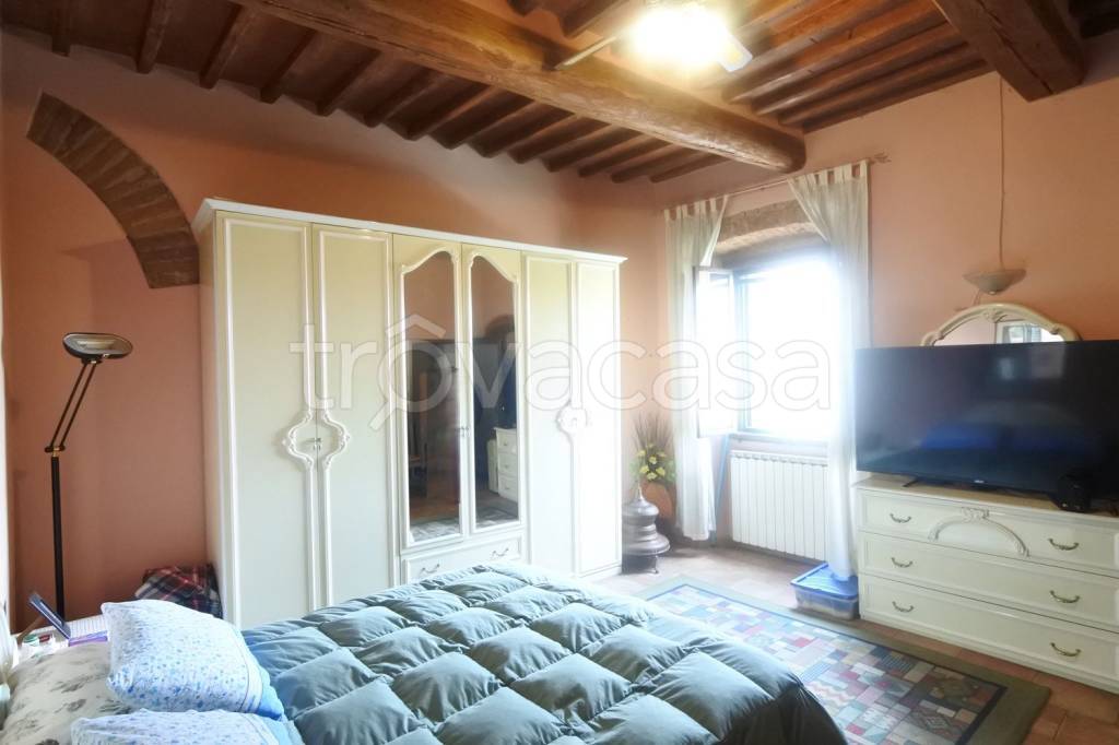 appartamento in vendita a Prato in zona Grignano