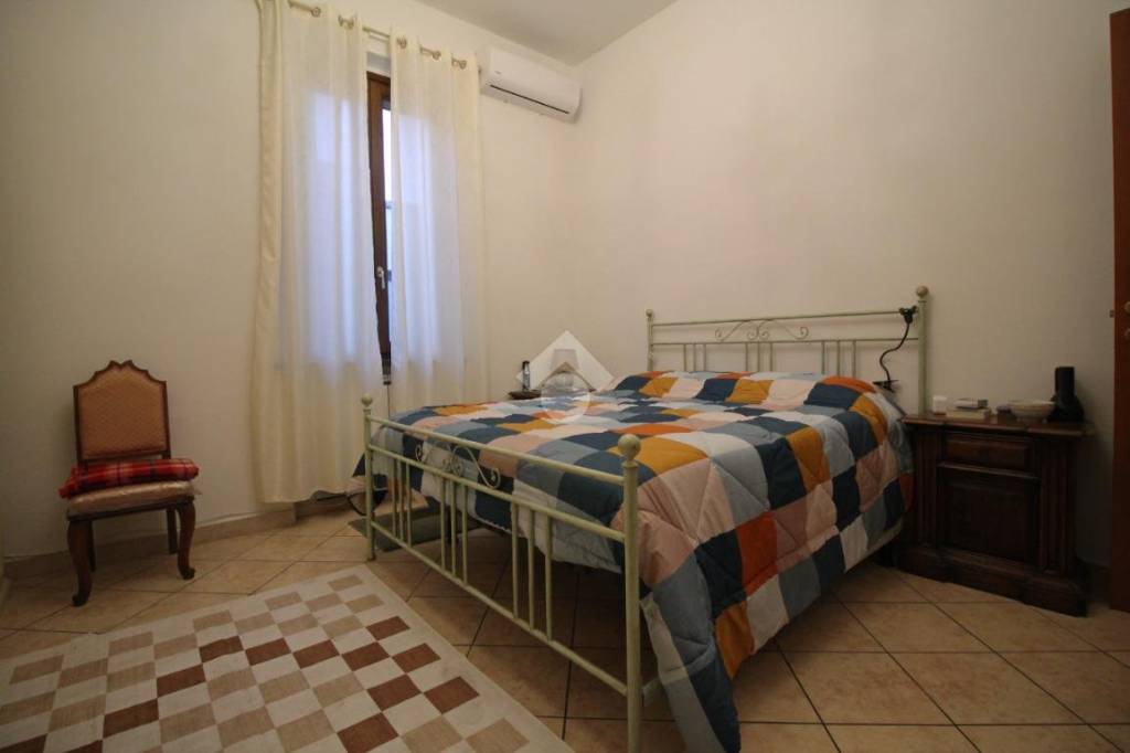 casa indipendente in vendita a Prato in zona Grignano