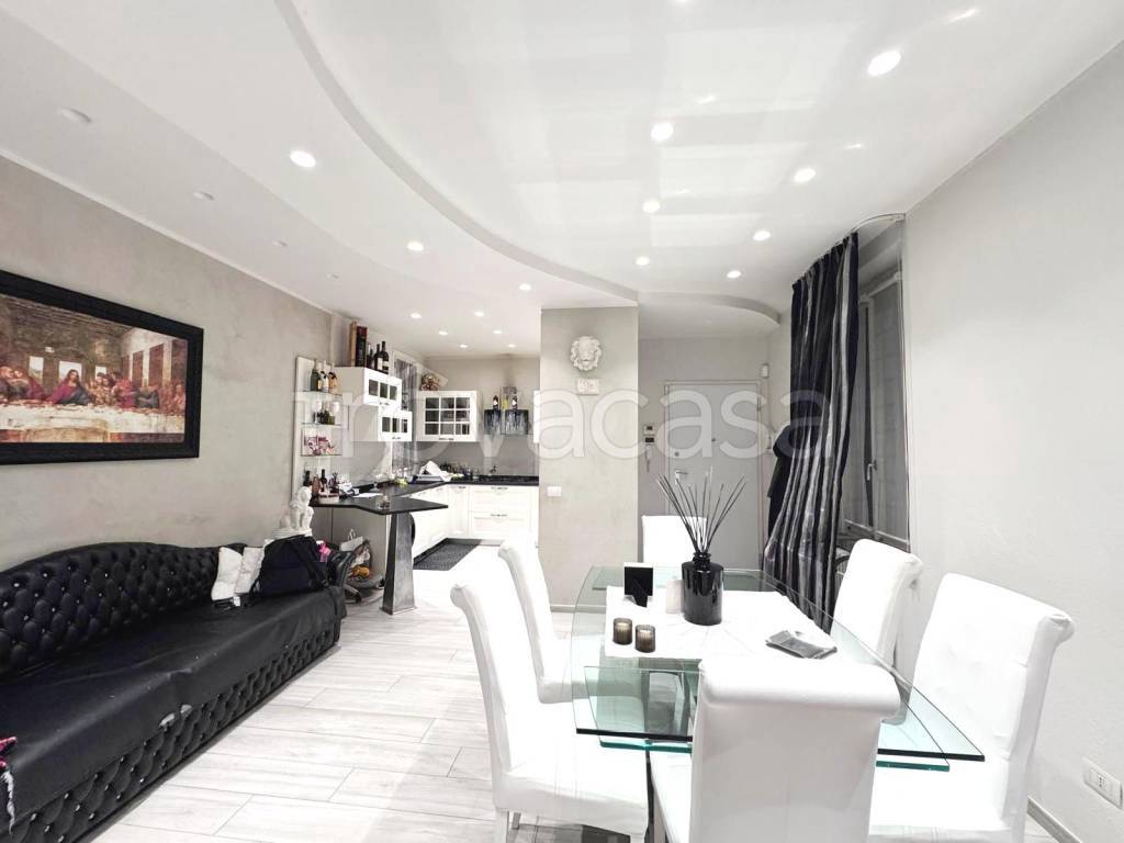 appartamento in vendita a Prato in zona Fontanelle