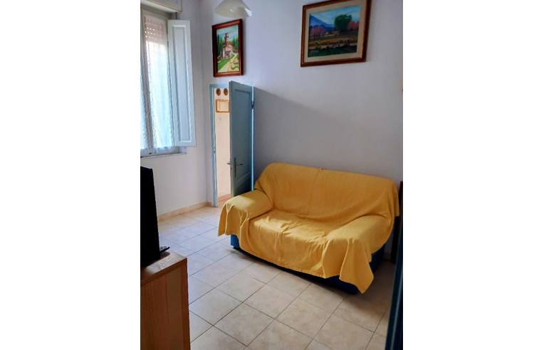 casa indipendente in vendita a Prato