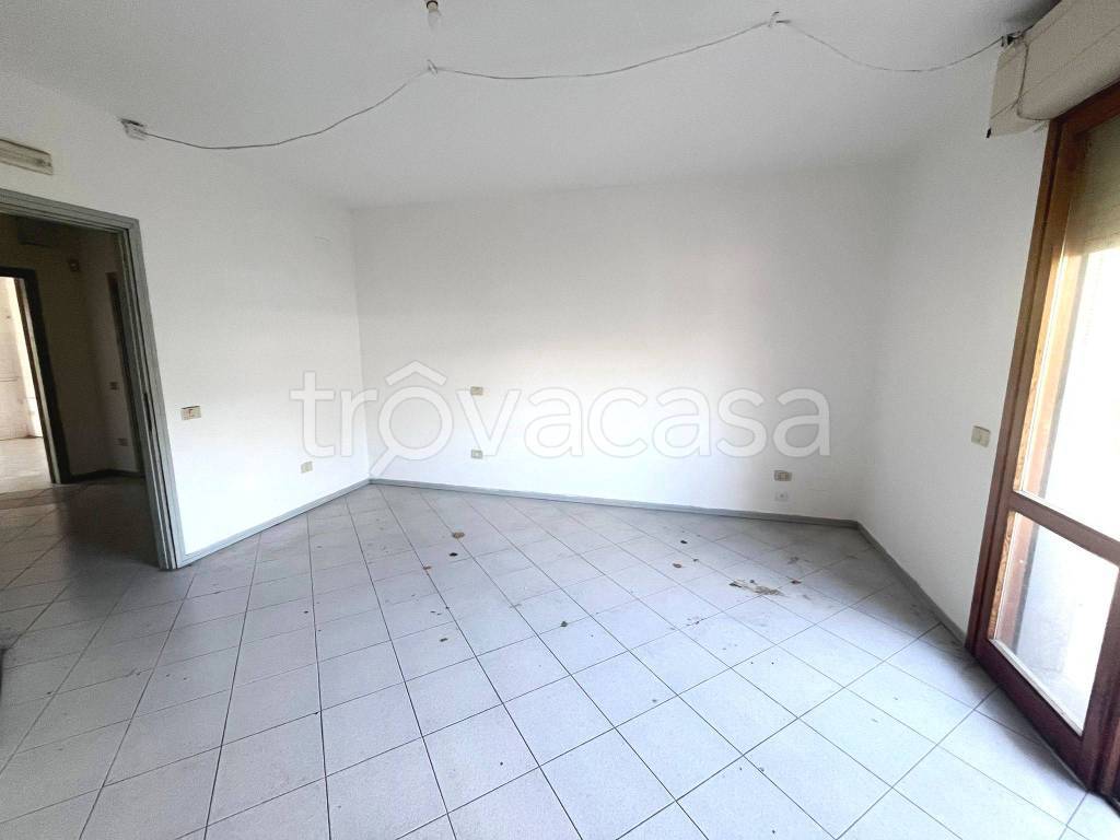 appartamento in vendita a Prato in zona Grignano