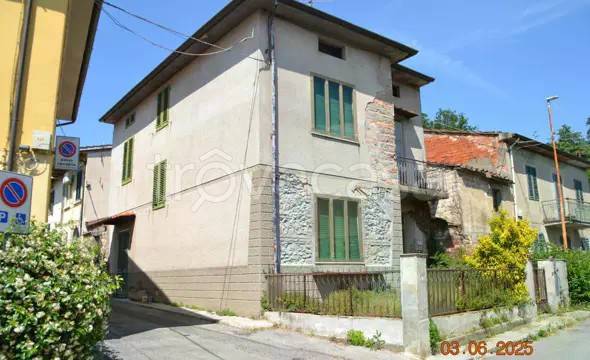 appartamento in vendita a Prato in zona Figline