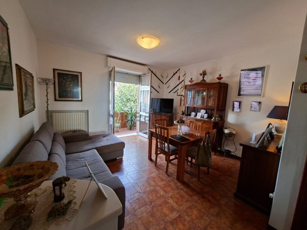 appartamento in vendita a Prato in zona Fontanelle