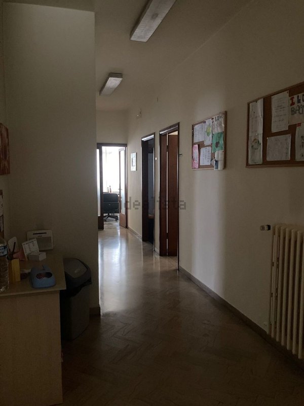 ufficio in vendita a Prato