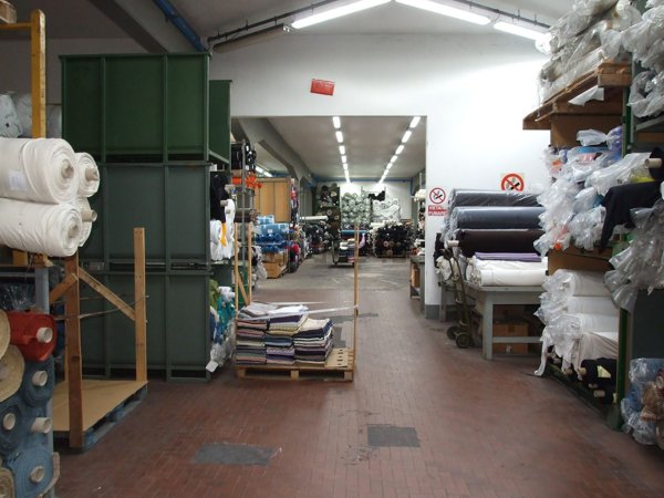 capannone in vendita a Prato