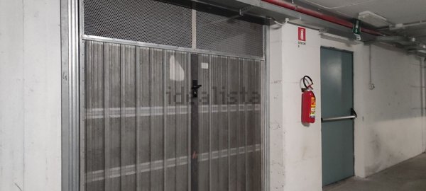 casa indipendente in vendita a Prato