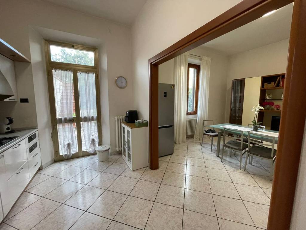 casa indipendente in vendita a Prato in zona Viaccia