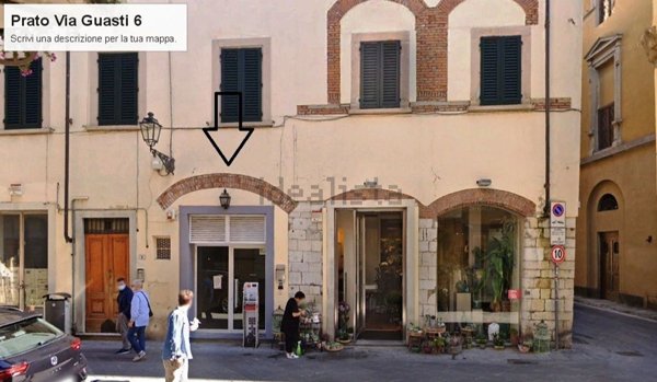 negozio in vendita a Prato